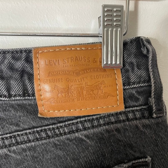 Levi's Premium Low Loose Jeans Women's Size 27 Black Wash Wide Leg Denim - Picture 6 of 15